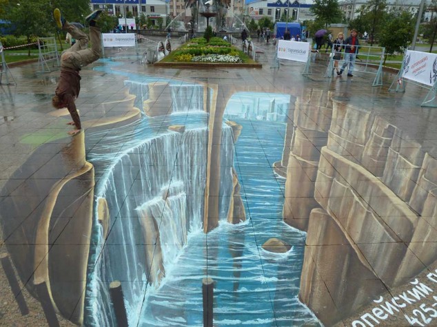 10 Amazing  3D street art made ​​by human hand