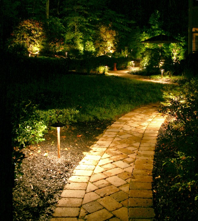 30 Marvelous Garden Lightening Ideas