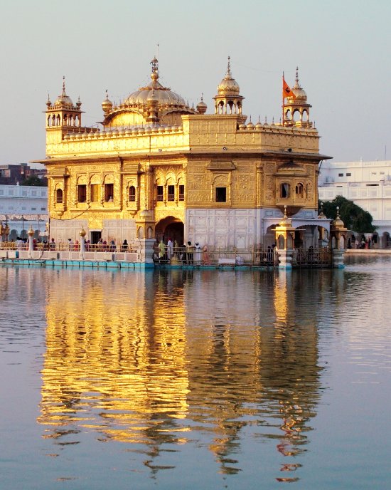 golden temple The Most Attractive Places To Visit In India