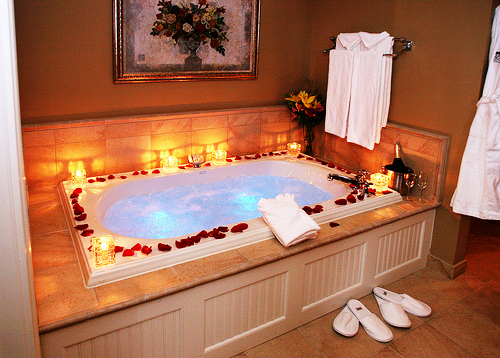 36 Romantic Bathroom Ideas -