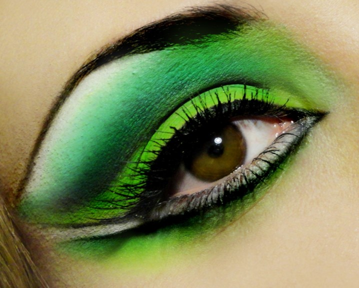 Choose Your Shade Of Green Eyeshadow 