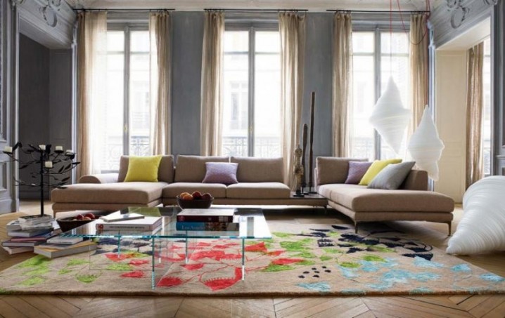 Thảm đầy màu sắc cho phòng khách của bạn