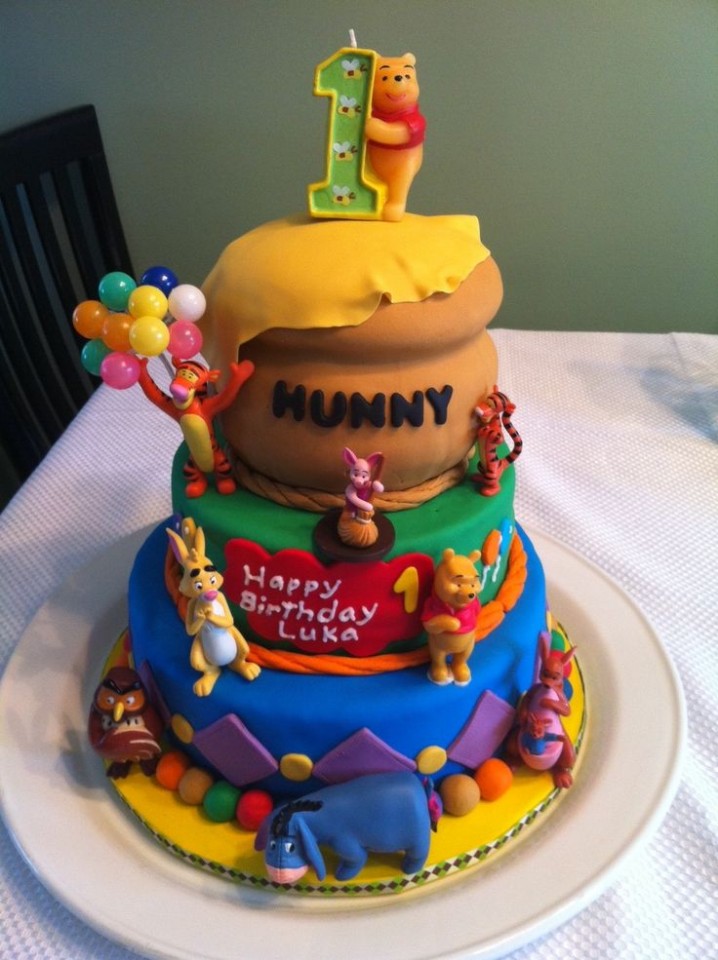 cake birthday pooh winnie baby boy bday cakecentral cakes honey pot carved boys theme layer although toys doing really stylish