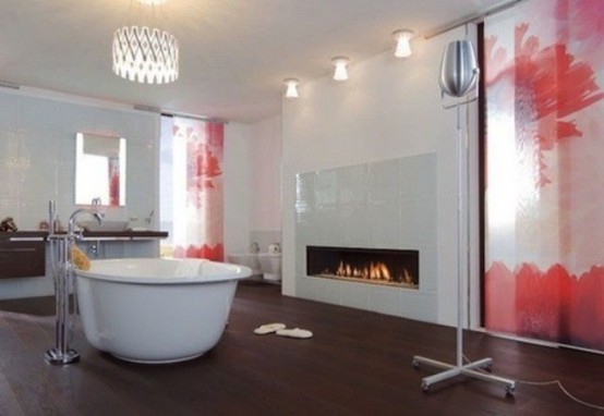 16 Luxury Bathrooms With Fireplaces