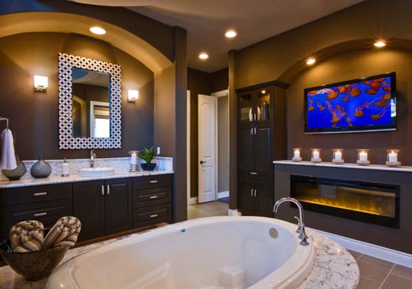 16 Luxury Bathrooms With Fireplaces