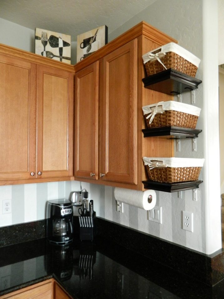 How To Use The Empty Space On The Side Of Kitchen