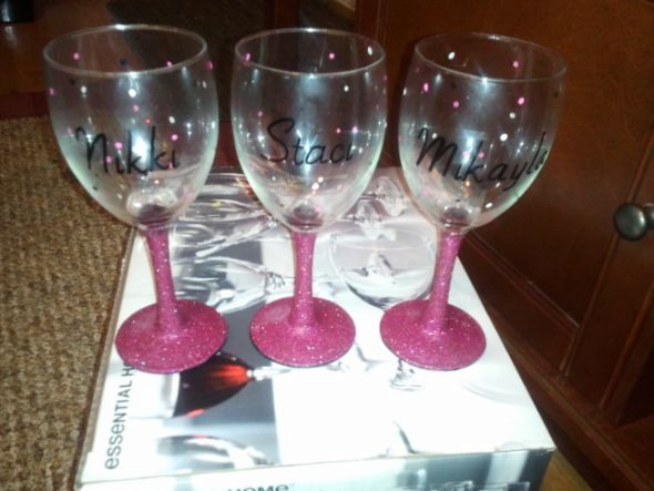 16 Useful DIY Ideas How To Decorate Wine Glass