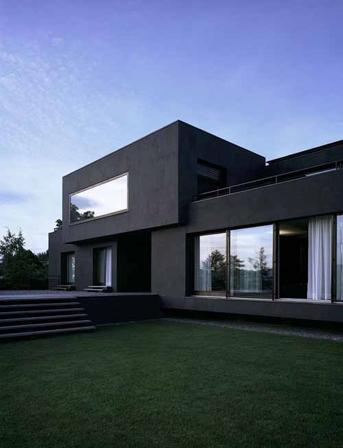 15 Modern  Black House  Designs 