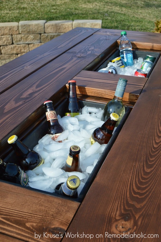 An Outdoor Bar Is The Must-Have For Every Backyard