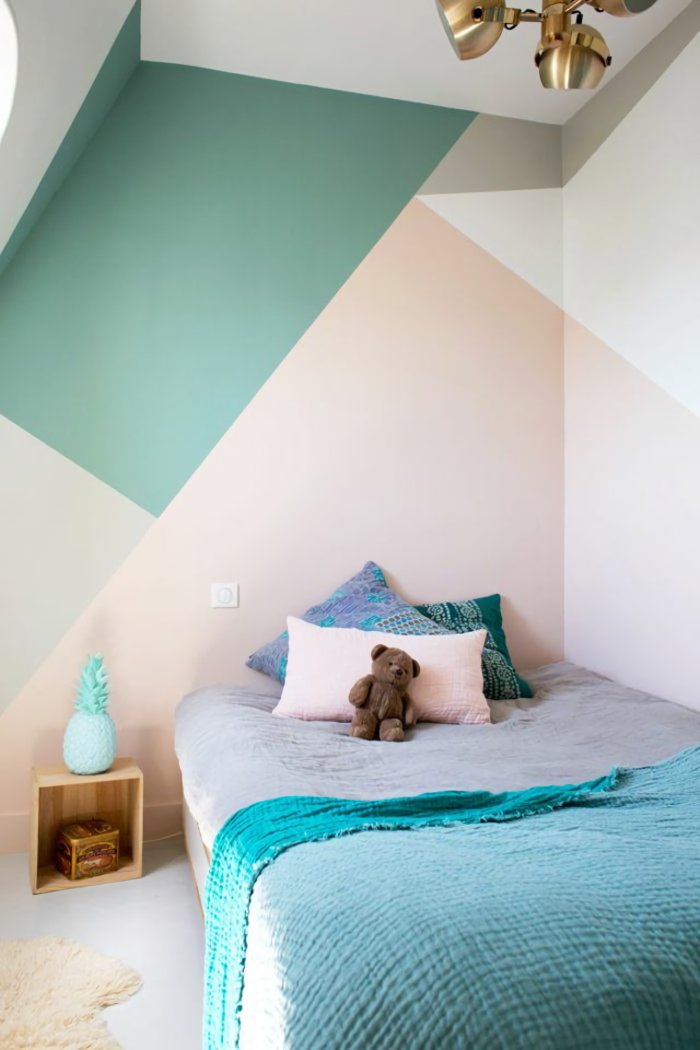 Pastel Color Bedroom Will Make Your Little Girl Feel Like ...